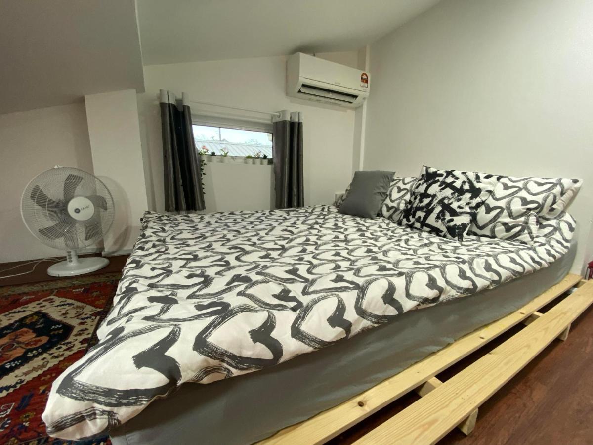 Sweet Loft Homestay Johor Bahru Eksteriør bilde